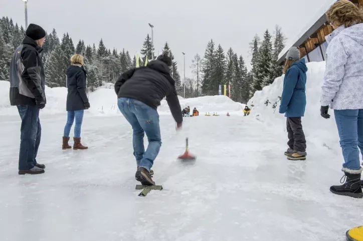 Les bienfaits de l’Eisstock, la pétanque sur glace