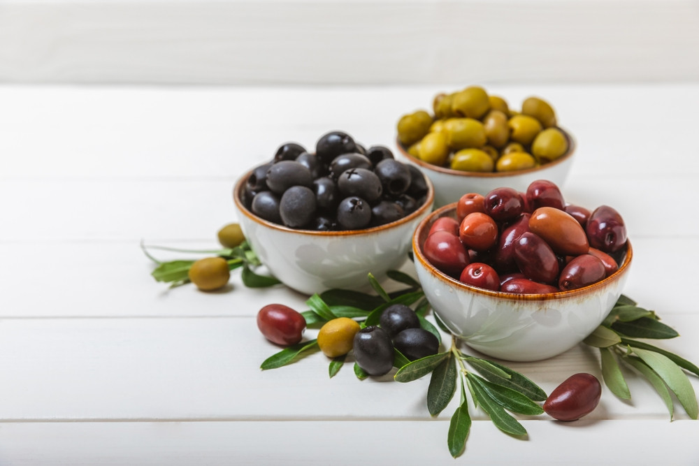 Comment dénoyauter facilement des olives ?