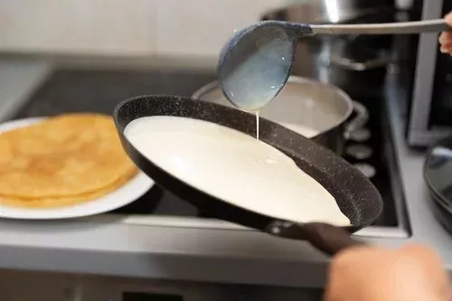 Comment réussir la première crêpe à coup sûr ?