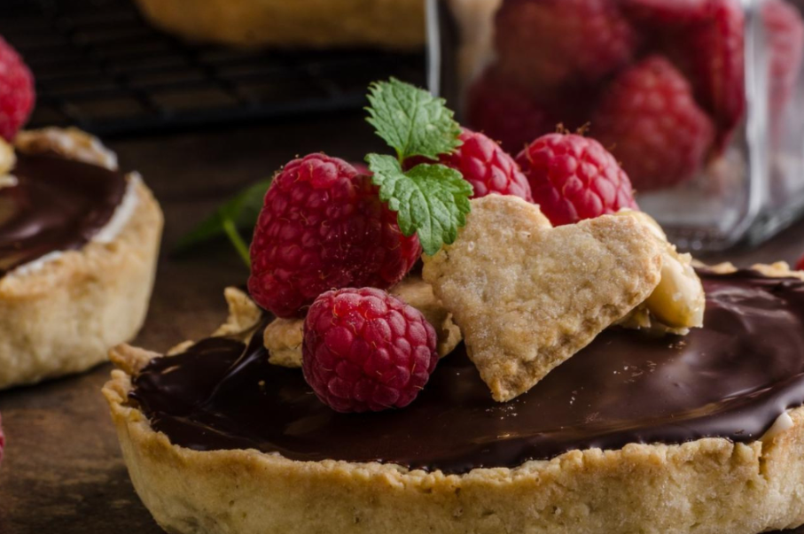 Recette de Tartelette au chocolat en croûte d'avoine 