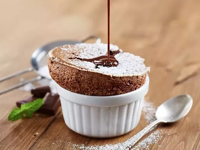 Recette du soufflé au chocolat léger et aérien