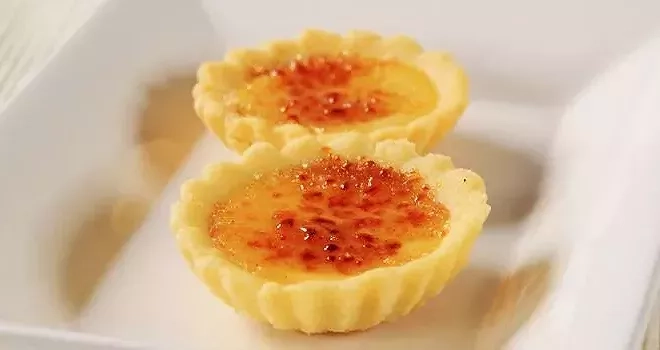 L'astuce de Cyril Lignac pour une tarte à la crème brûlée parfaite 