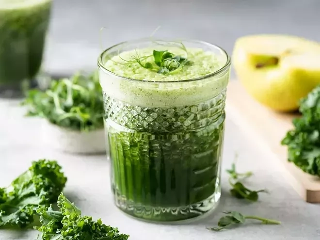 Une cure de jus verts pour maigrir : efficace ?