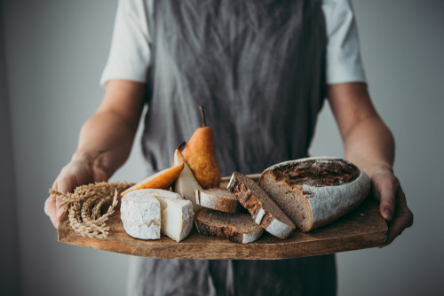 Maigrir : faut-il bannir le fromage le soir ?