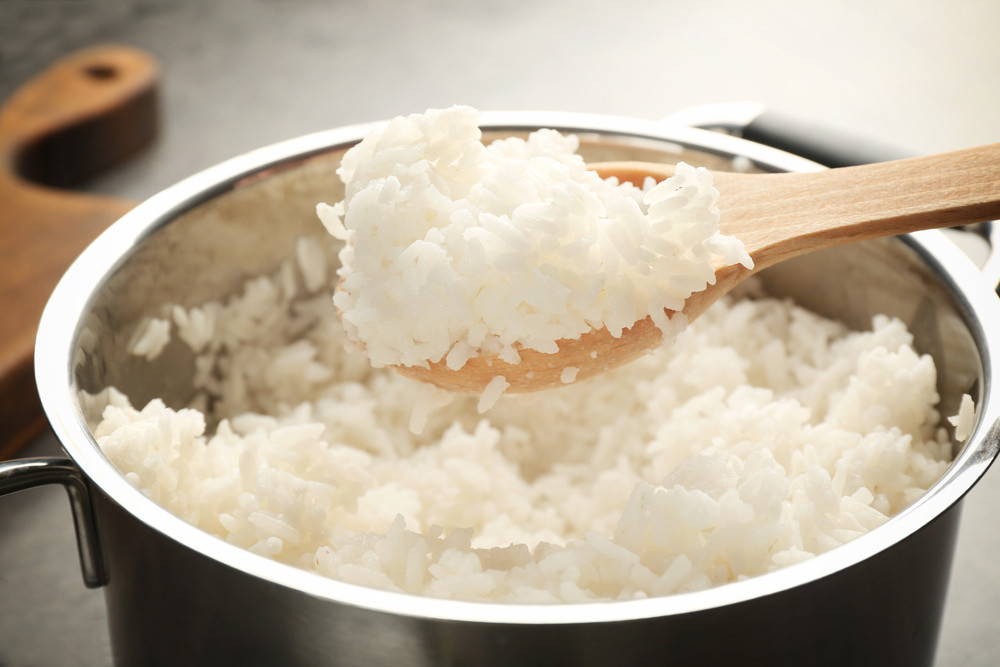 Comment éviter que le riz ne colle dans la casserole ? 