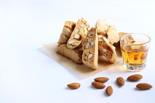 Cantucci : ces biscuits toscans aux amandes qui vont disparaître en un clin d’œil !