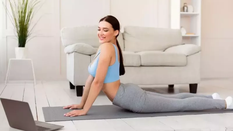 5 exercices de 3 minutes pour bien débuter le Pilates