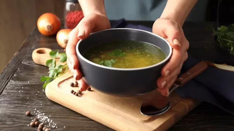 Le bouillon détox : une recette simple pour purifier son organisme