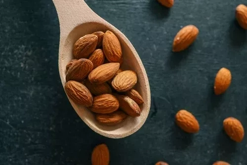 Comment émonder des amandes facilement ?