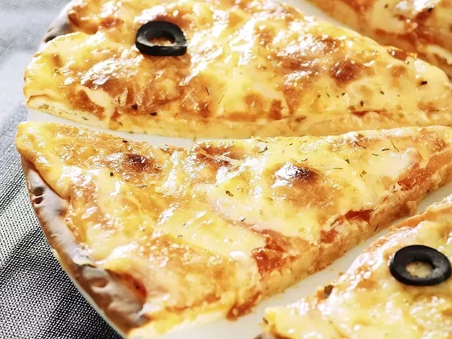 Recette de la pizza 4 fromages légère