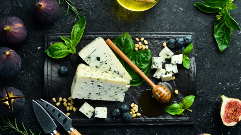 Le roquefort : tout savoir sur ses bienfaits nutritionnels