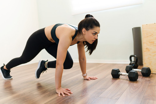 Fitness : les bienfaits des mountain climbers