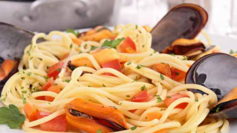 Recette de linguines de moules et tomates