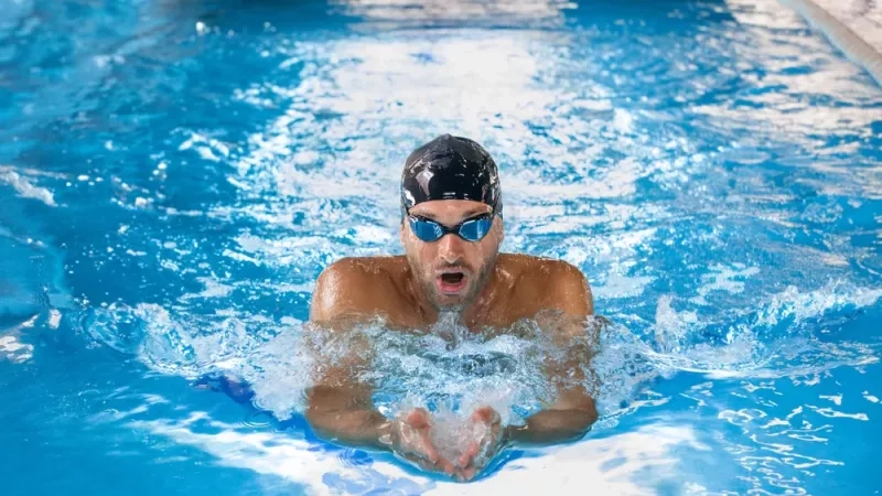 Comment perdre du ventre avec la natation ?