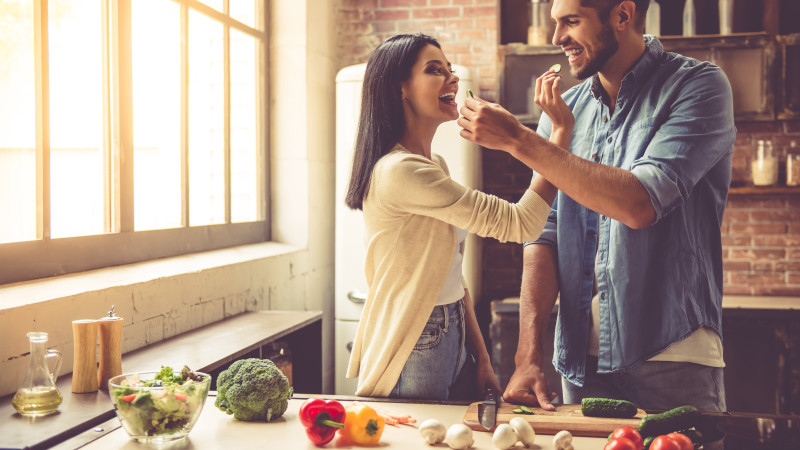 Pourquoi grossit-on quand on est en couple ?