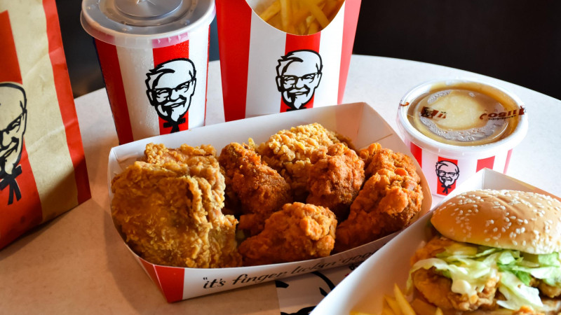 Comment choisir parmi les produits KFC : les options les plus et moins caloriques