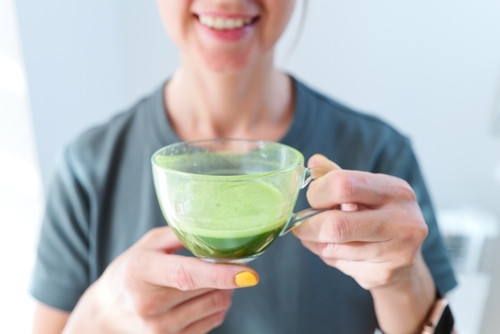 Le thé matcha pour maigrir : ça marche vraiment ?