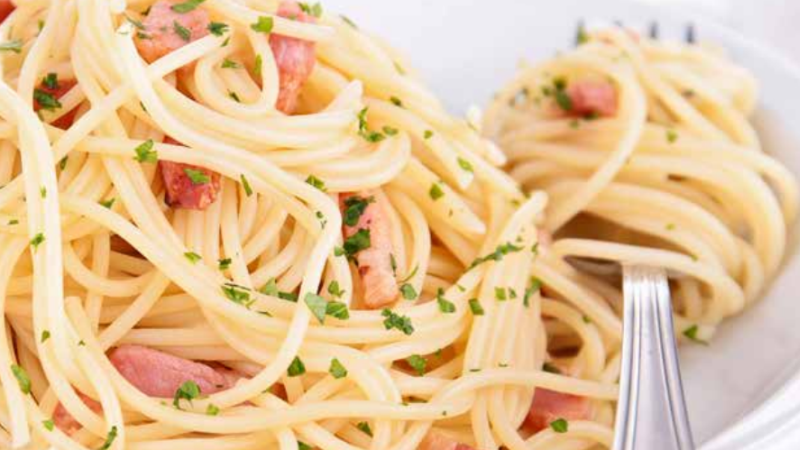 Recette de spaghettis poireau-jambon