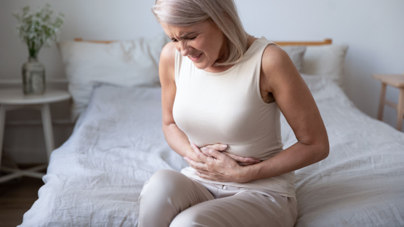 Où se situe la douleur quand on a mal au côlon ?