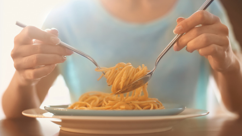 Spaghettis : avec ou sans cuillère pour les déguster ?