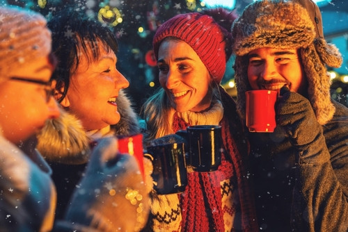 Vin chaud ou chocolat chaud : quelle boisson festive choisir pour votre ligne ?