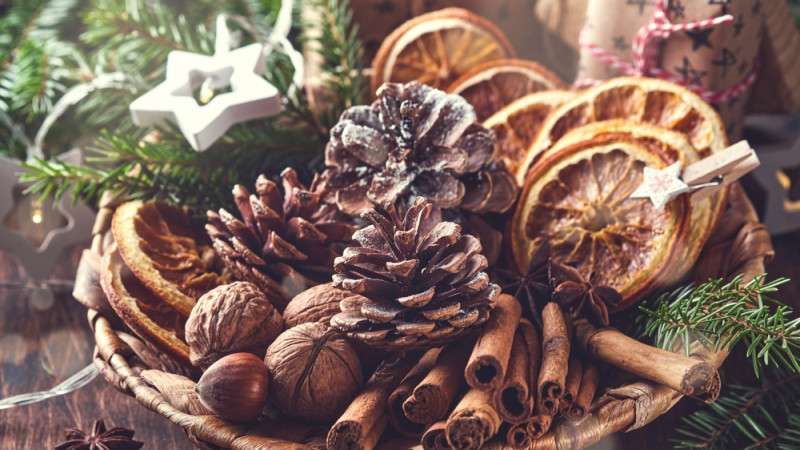 Comment faire un pot pourri de Noël ? 