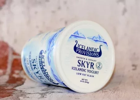 Alternative économique au Skyr : découvrez le yaourt protéiné bon marché !