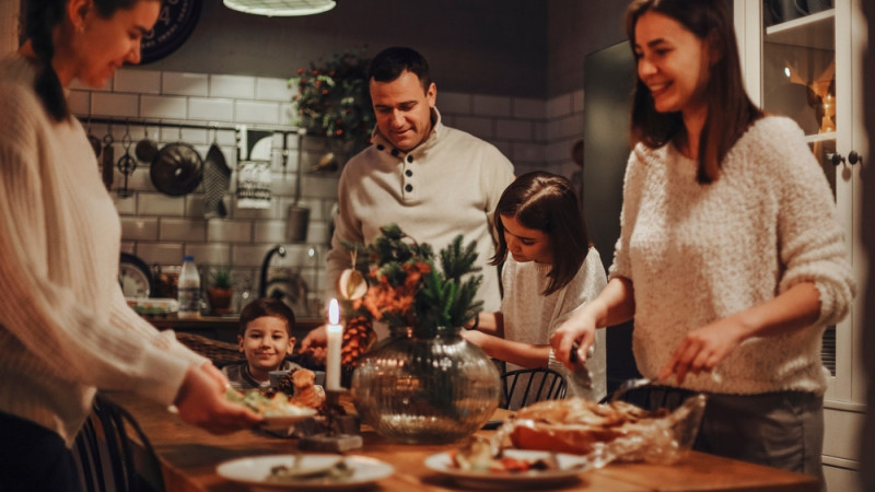 Les 7 aliments à éviter lors des repas de Noël pour préserver votre santé digestive