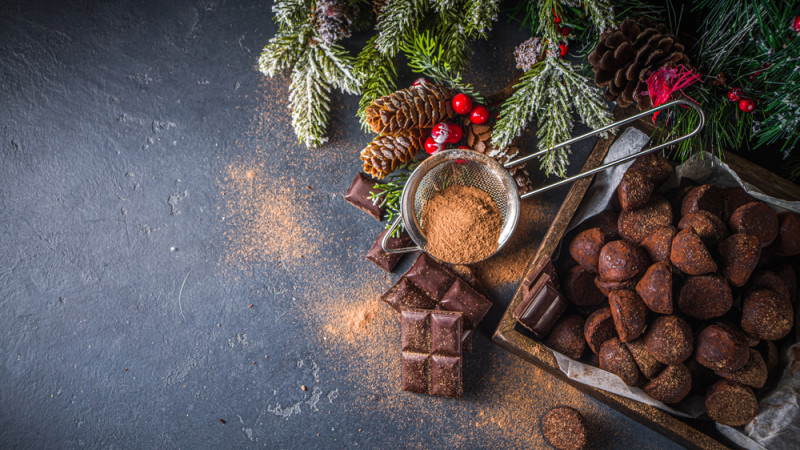 Comment faire des chocolats de Noël peu calorique ?