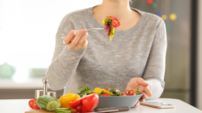 Les bonnes raisons de manger lentement