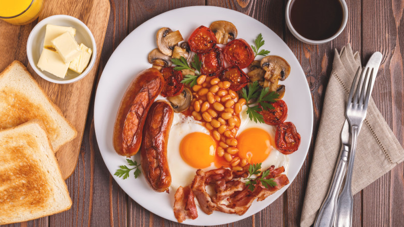 Le petit déjeuner culte des Anglais doit un peu de son existence à la France et au succès de sa gastronomie