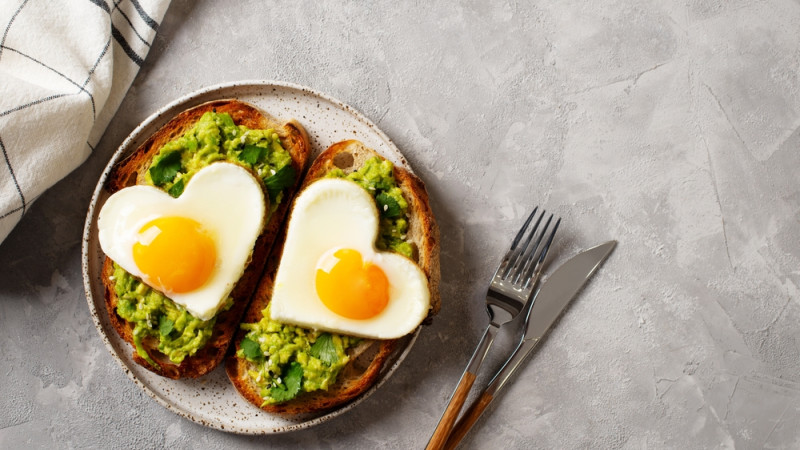 Manger salé au petit-déjeuner : l'astuce anti-fringale ?