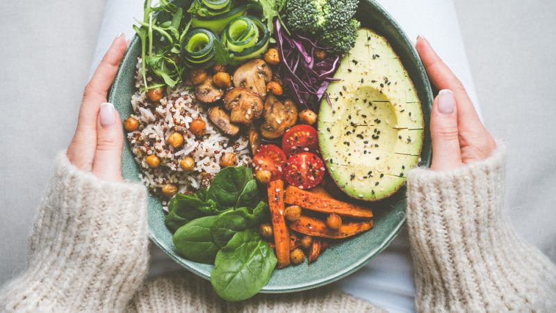 Végétarien, flexitarien, végétalien ou vegan : comprendre les différences pour choisir le régime qui vous convient