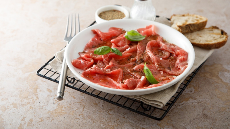 10 recettes légères de carpaccio