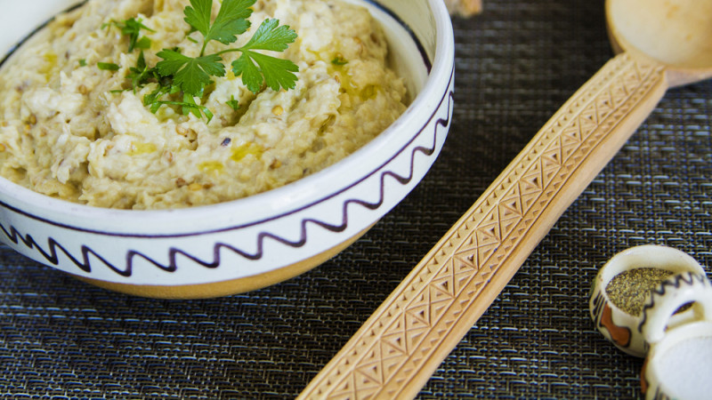 Comment faire un caviar d'aubergine léger ? 