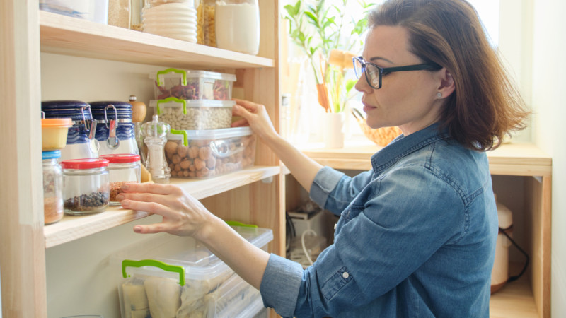 Comment aménager et optimiser un garde-manger ?