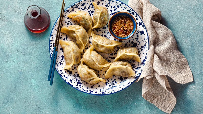 Comment préparer les pâtes à wontons ?