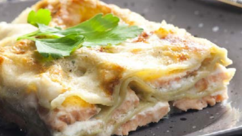 Recette de Lasagnes de saumon, poireaux et champignons 