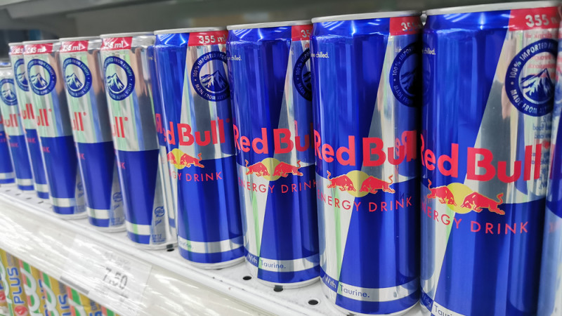 Le Red Bull : bienfaits et contre-indications