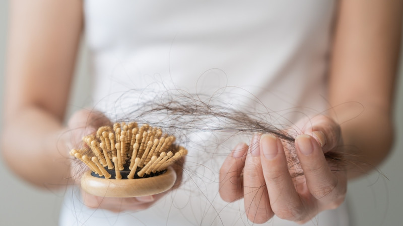 Comment stopper la chute des cheveux ?