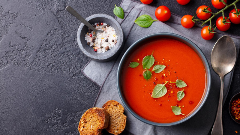 Gaspacho tomate-basilic