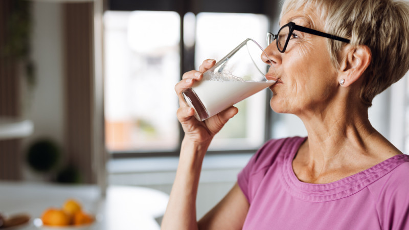 L'alimentation idéale pour la femme ménopausée : quels nutriments privilégier ?