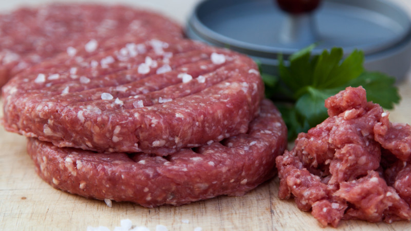 Alerte : rappel de steaks hachés pour cause de contamination : ce que vous devez savoir