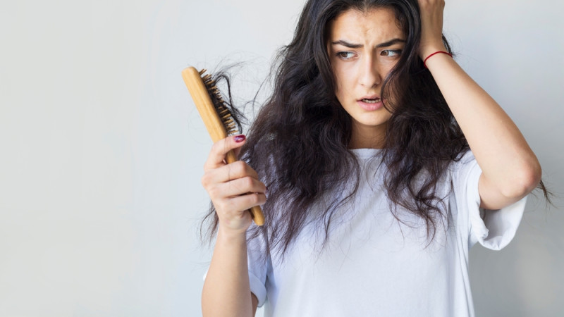 Quelle alimentation pour lutter contre la chute de cheveux ?