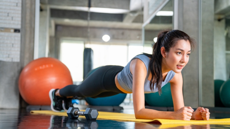 Est-ce que le gainage fait perdre la graisse du ventre ? 