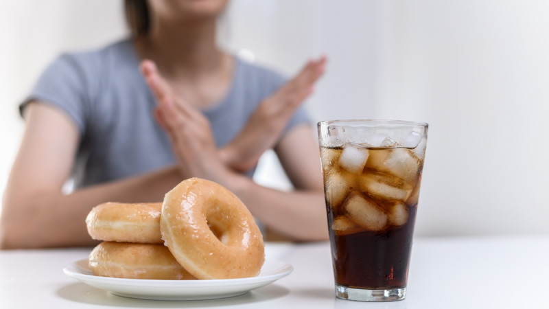 Les aliments à éviter pendant la ménopause : ce qu'il faut savoir