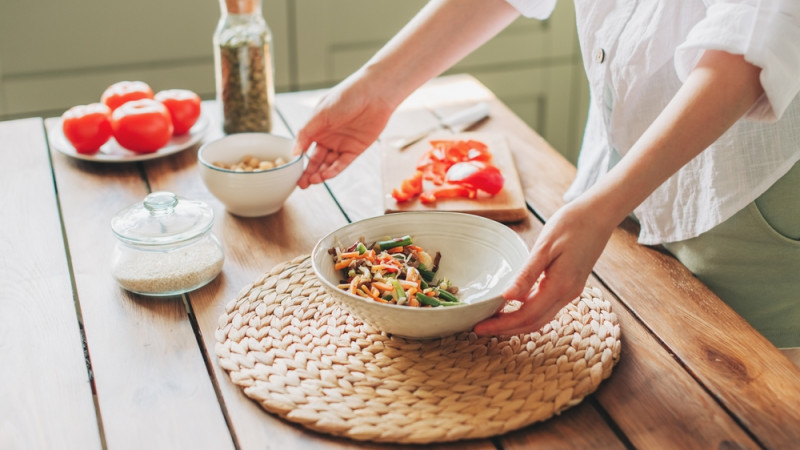 Je mange trop : comment réduire la quantité de ses assiettes ?