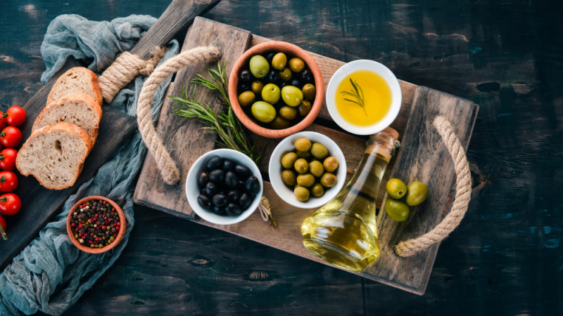 Quelles sont les olives les moins caloriques ? Un guide pour les amateurs de saveurs méditerranéennes