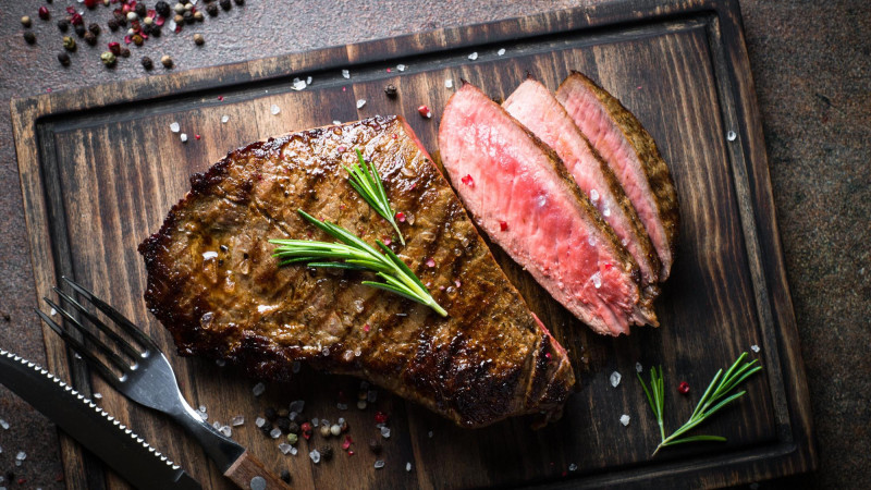 Faut-il arrêter de manger de la viande?