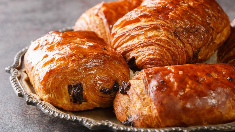 Le pain au chocolat est-il calorique ?